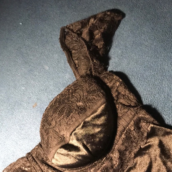 Top - Picture 3 of 4